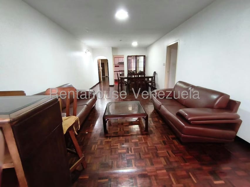 Apartamento (1 Nivel) en Alquiler en Campo Alegre, Distrito Metropolitano - 9