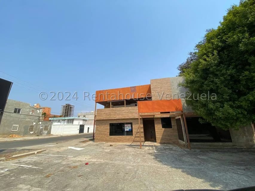 Comercial (Local Comercial) en Venta en Calle 72, Zulia