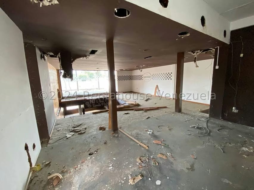 Comercial (Local Comercial) en Venta en Calle 72, Zulia - 6