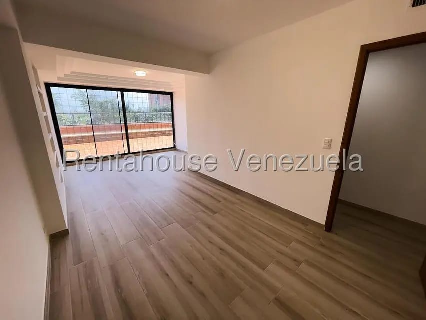 Apartamento (1 Nivel) en Venta en Colinas de Valle Arriba, Distrito Metropolitano - 15