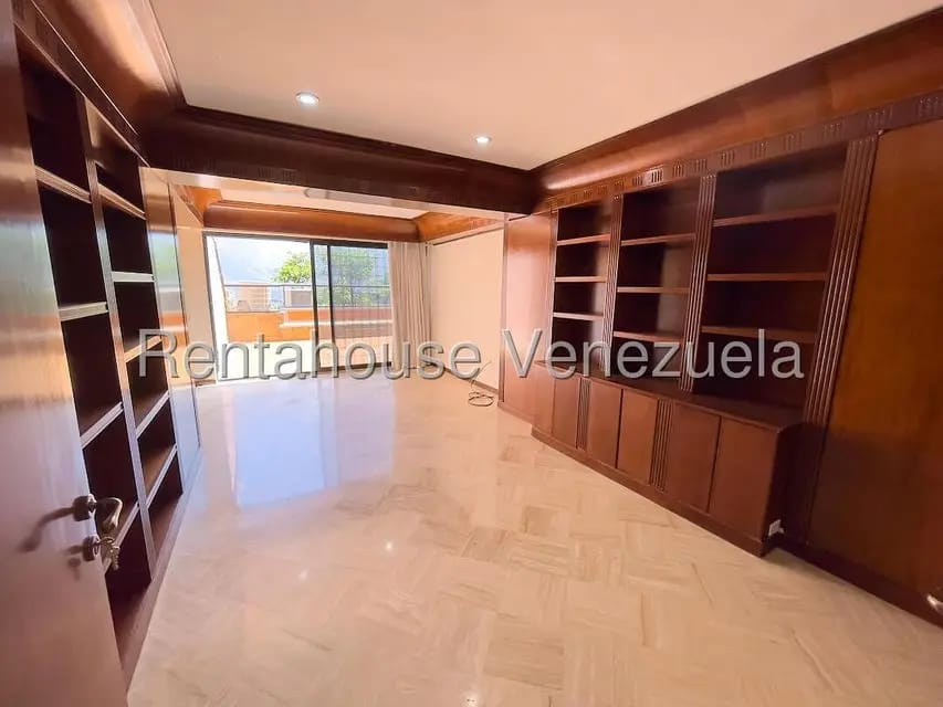 Apartamento (1 Nivel) en Venta en Colinas de Valle Arriba, Distrito Metropolitano - 31