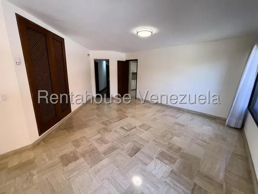 Apartamento (1 Nivel) en Venta en Colinas de Valle Arriba, Distrito Metropolitano - 35