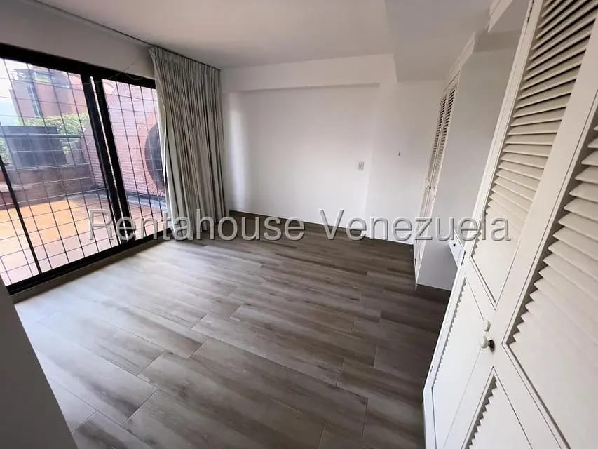 Apartamento (1 Nivel) en Venta en Colinas de Valle Arriba, Distrito Metropolitano - 38