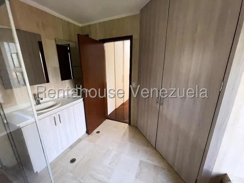 Apartamento (1 Nivel) en Venta en Colinas de Valle Arriba, Distrito Metropolitano - 42