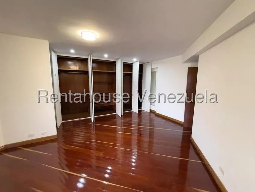 Apartamento (1 Nivel) en Venta en Colinas de Valle Arriba, Distrito Metropolitano - 43