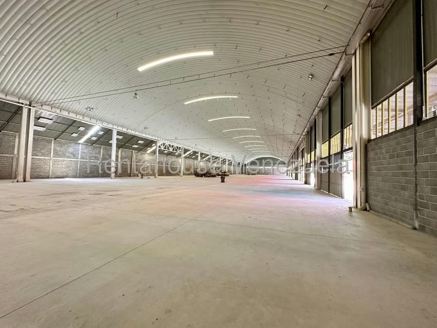 Comercial (Galpon - Deposito) en Venta en Zona Industrial 2, Lara - 6