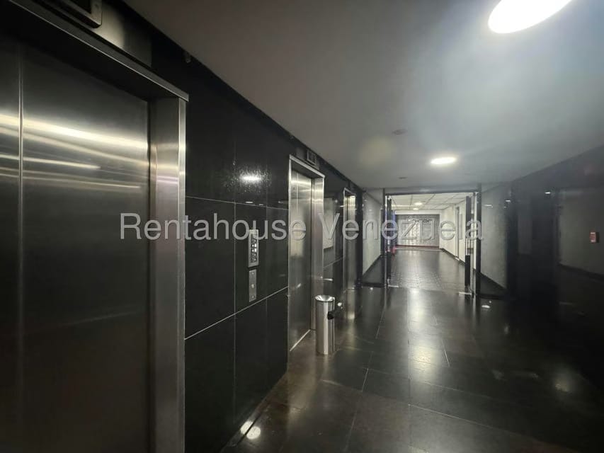 Comercial (Oficina) en Alquiler en Bello Monte, Distrito Metropolitano - 2