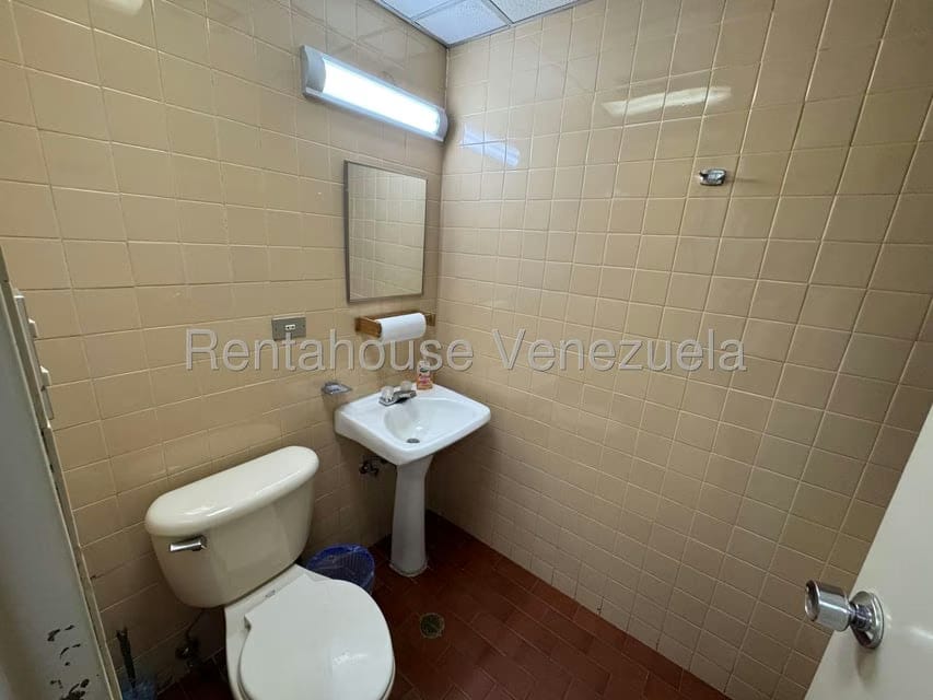 Comercial (Oficina) en Alquiler en Bello Monte, Distrito Metropolitano - 21