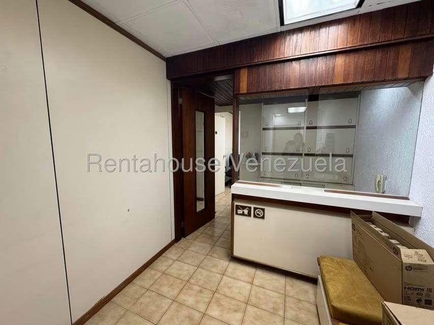 Comercial (Oficina) en Alquiler en Bello Monte, Distrito Metropolitano - 5