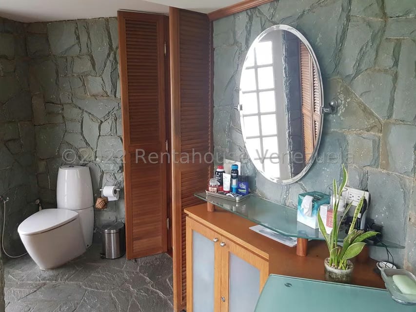 Casa (Multipes Niveles) en Venta en Miranda, Distrito Metropolitano - 26