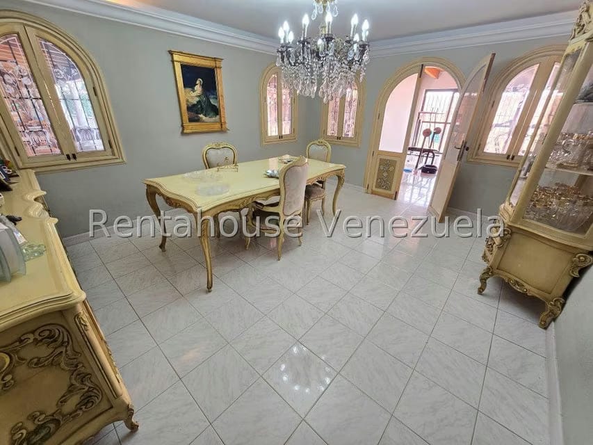 Casa (1 Nivel) en Venta en Montalban I, Distrito Metropolitano - 8
