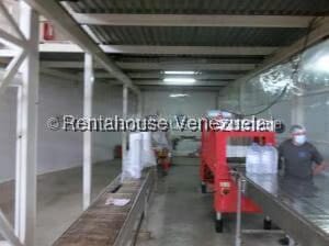 Comercial (Galpon - Deposito) en Venta en Los Montes Verdes, Miranda - 13