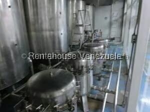 Comercial (Galpon - Deposito) en Venta en Los Montes Verdes, Miranda - 17