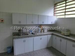 Comercial (Galpon - Deposito) en Venta en Los Montes Verdes, Miranda - 21