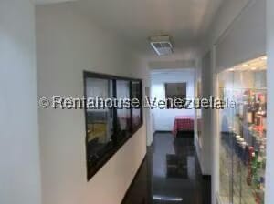 Comercial (Galpon - Deposito) en Venta en Los Montes Verdes, Miranda - 22