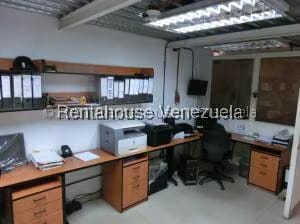 Comercial (Galpon - Deposito) en Venta en Los Montes Verdes, Miranda - 23