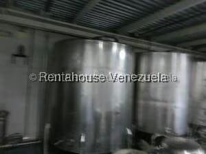 Comercial (Galpon - Deposito) en Venta en Los Montes Verdes, Miranda - 43