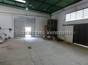Comercial (Galpon - Deposito) en Venta en Los Montes Verdes, Miranda - 71