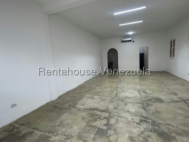 Casa (1 Nivel) en Alquiler en Campo Claro, Distrito Metropolitano - 5