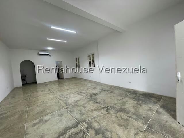 Casa (1 Nivel) en Alquiler en Campo Claro, Distrito Metropolitano - 6