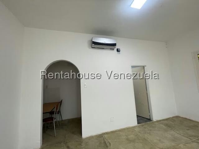 Casa (1 Nivel) en Alquiler en Campo Claro, Distrito Metropolitano - 10