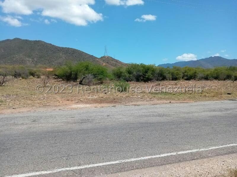 Terreno (Comercial) en Venta en La Guardia, Nueva Esparta - 21