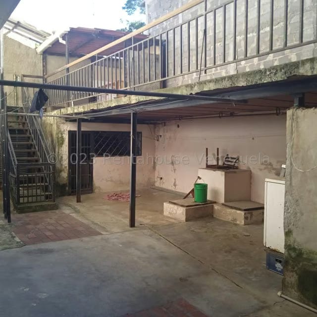 Casa (1 Nivel) en Venta en Turumo, Distrito Metropolitano - 28