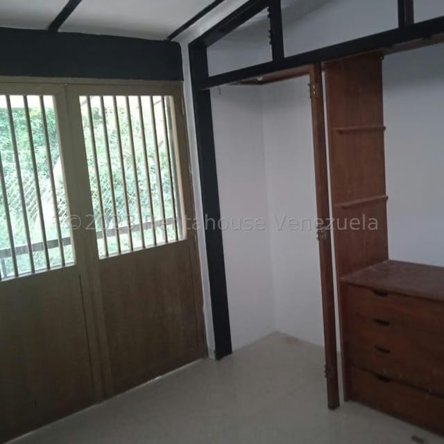 Casa (1 Nivel) en Venta en Turumo, Distrito Metropolitano - 77
