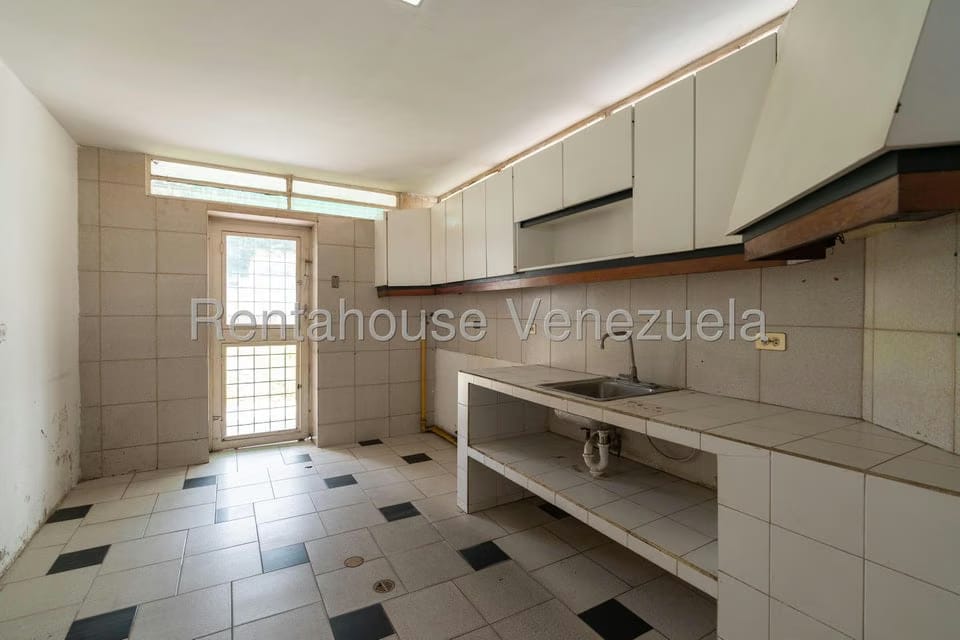 Casa (Duplex) en Venta en Chuao, Distrito Metropolitano - 30
