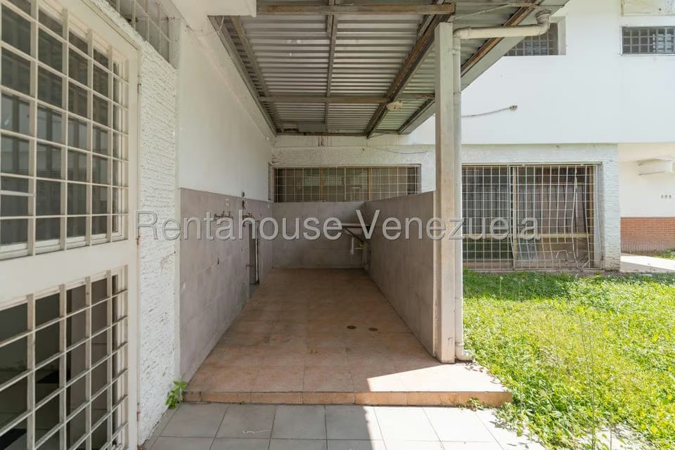 Casa (Duplex) en Venta en Chuao, Distrito Metropolitano - 4