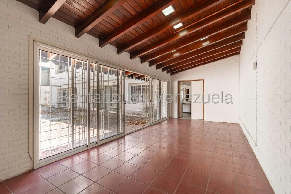 Casa (Duplex) en Venta en Chuao, Distrito Metropolitano - 34