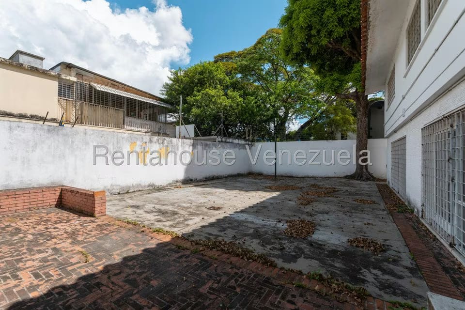 Casa (Duplex) en Venta en Chuao, Distrito Metropolitano - 36