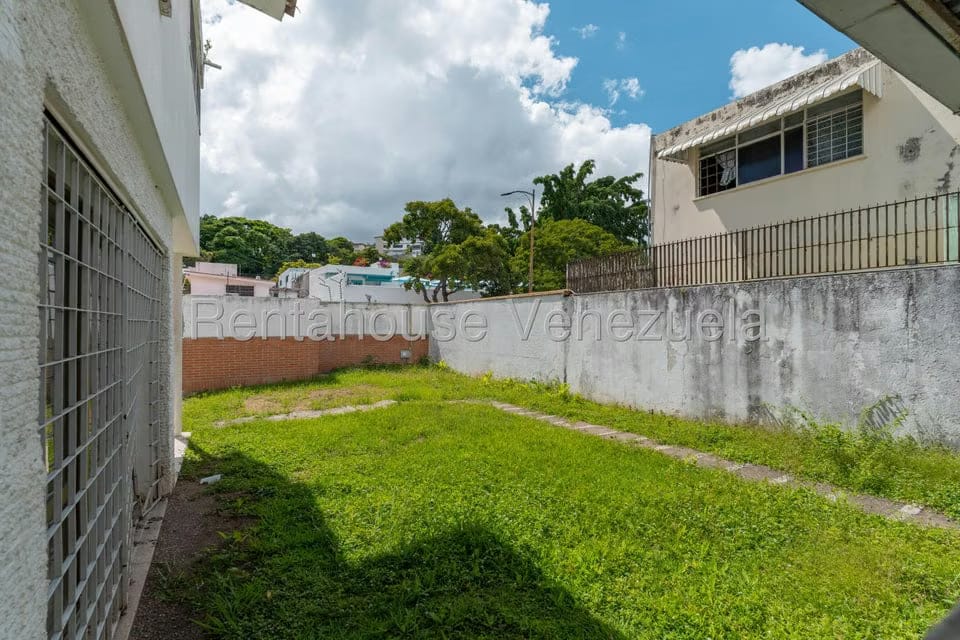 Casa (Duplex) en Venta en Chuao, Distrito Metropolitano - 5