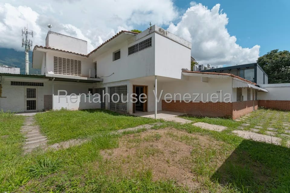 Casa (Duplex) en Venta en Chuao, Distrito Metropolitano - 7
