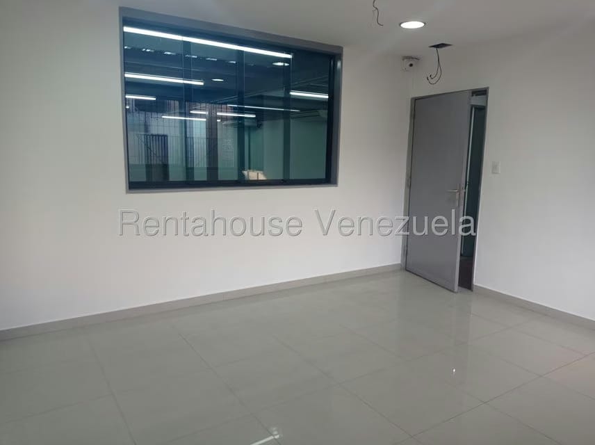 Comercial (Edificio) en Venta en Parroquia Concepcion, Lara - 15