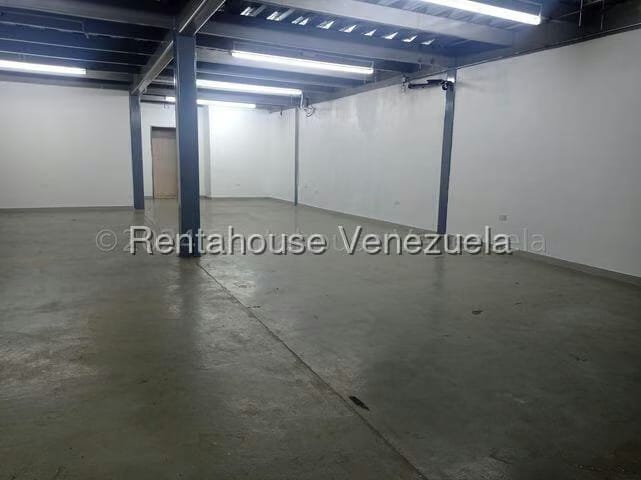 Comercial (Edificio) en Venta en Parroquia Concepcion, Lara - 21