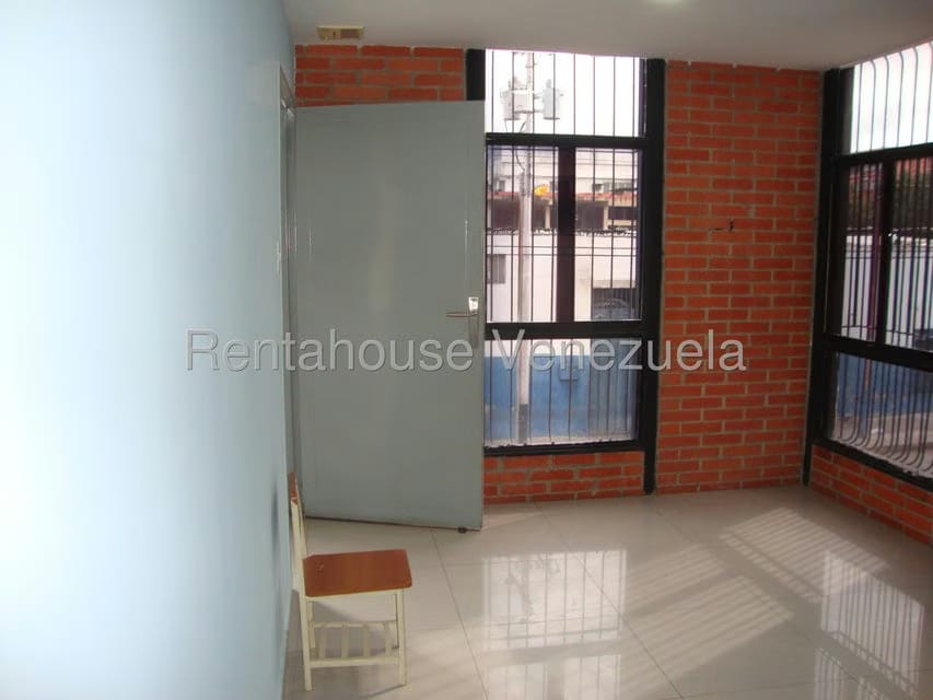 Comercial (Edificio) en Venta en Parroquia Concepcion, Lara - 27