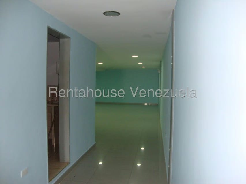 Comercial (Edificio) en Venta en Parroquia Concepcion, Lara - 29