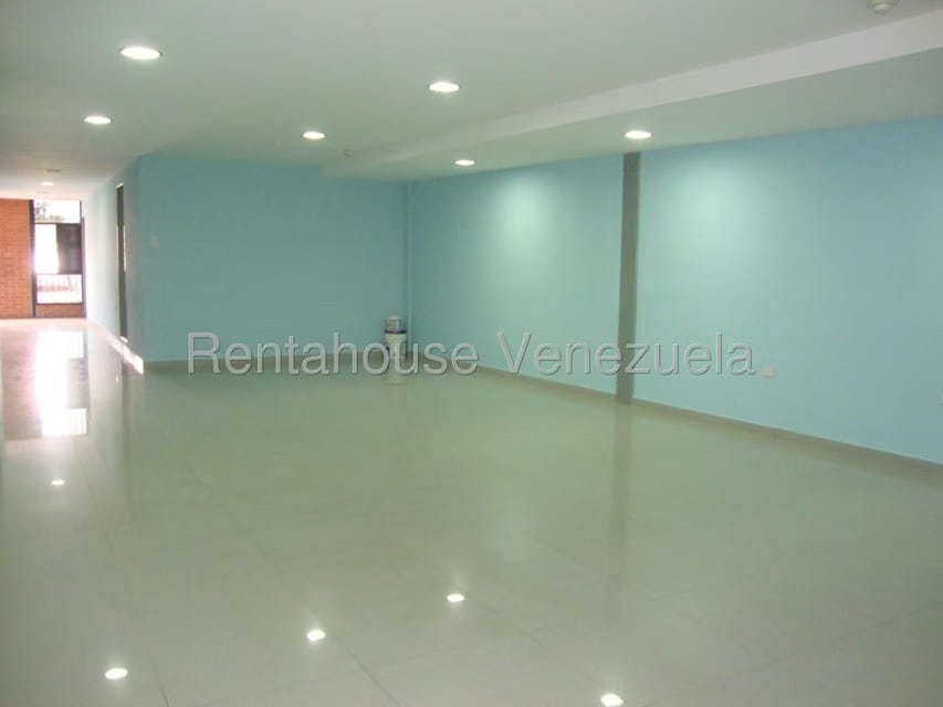 Comercial (Edificio) en Venta en Parroquia Concepcion, Lara - 31