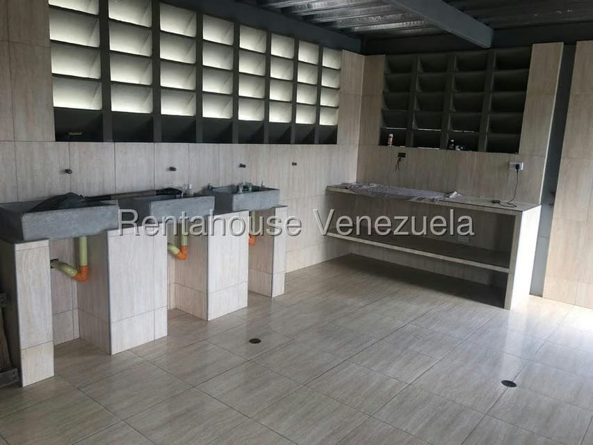 Comercial (Edificio) en Venta en Parroquia Concepcion, Lara - 44