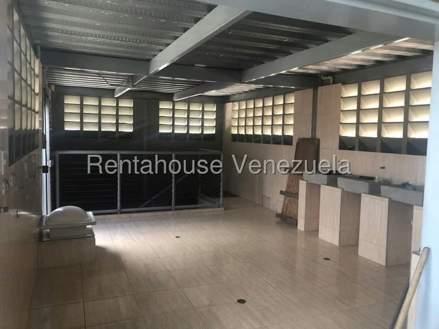 Comercial (Edificio) en Venta en Parroquia Concepcion, Lara - 46