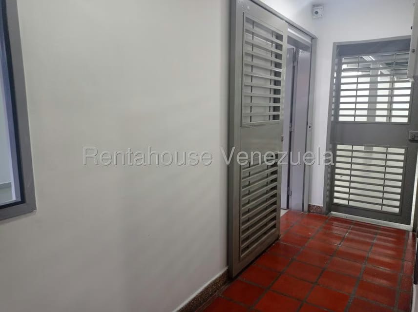 Comercial (Edificio) en Venta en Parroquia Concepcion, Lara - 8