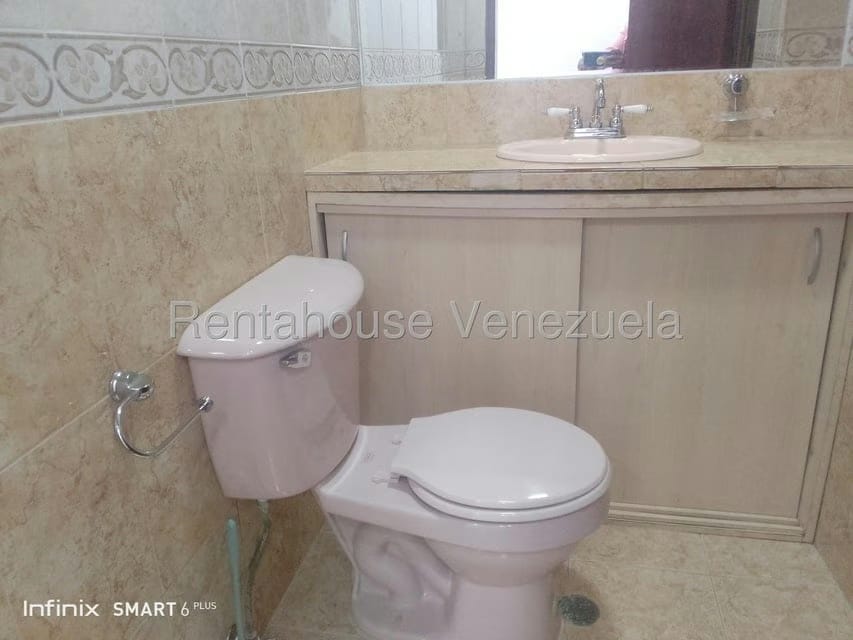 Apartamento (1 Nivel) en Alquiler en Llano Alto, Miranda - 15