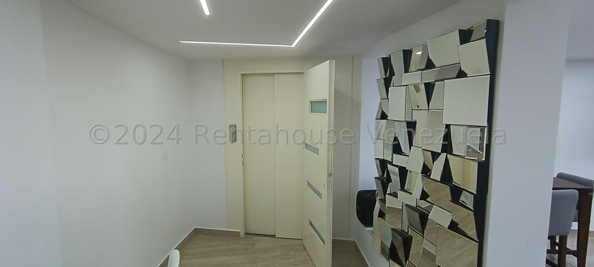 Apartamento (1 Nivel) en Venta en Villa Nueva Hatillo, Distrito Metropolitano - 3