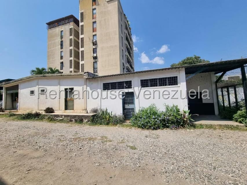 Terreno (Comercial) en Venta en Centro, Lara - 2