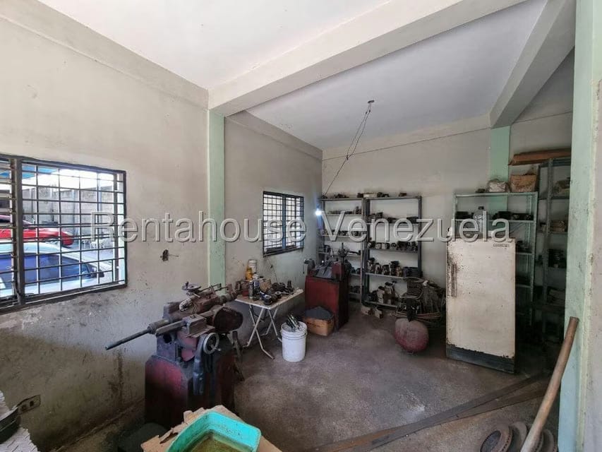 Terreno (Comercial) en Venta en Centro, Lara - 18