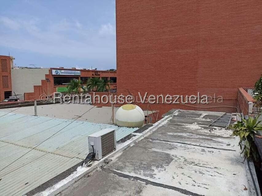 Casa (1 Nivel) en Venta en La colina de Catia la mar, Vargas - 24
