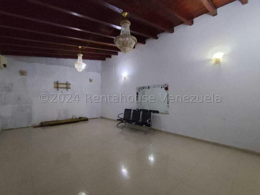 Comercial (Local Comercial) en Alquiler en Las Delicias, Aragua - 11