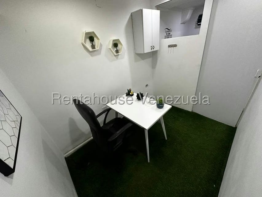 Comercial (Local Comercial) en Venta en El Ingenio, Miranda - 11