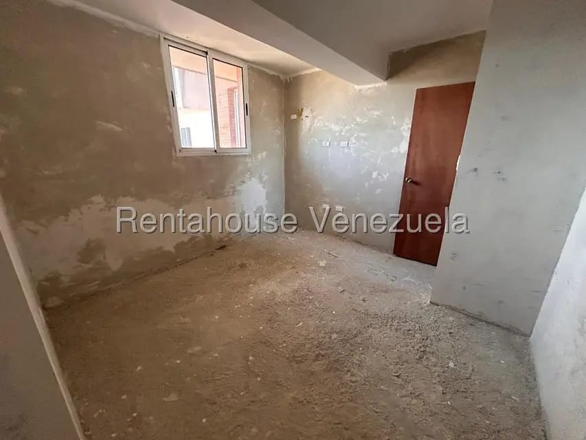 Apartamento (1 Nivel) en Venta en Zona Oeste, Lara - 9